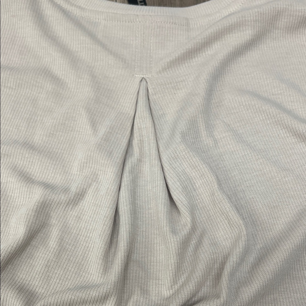 Mondetta Women's Long Sleeve Crewneck Top - Light Taupe - Picture 8 of 8